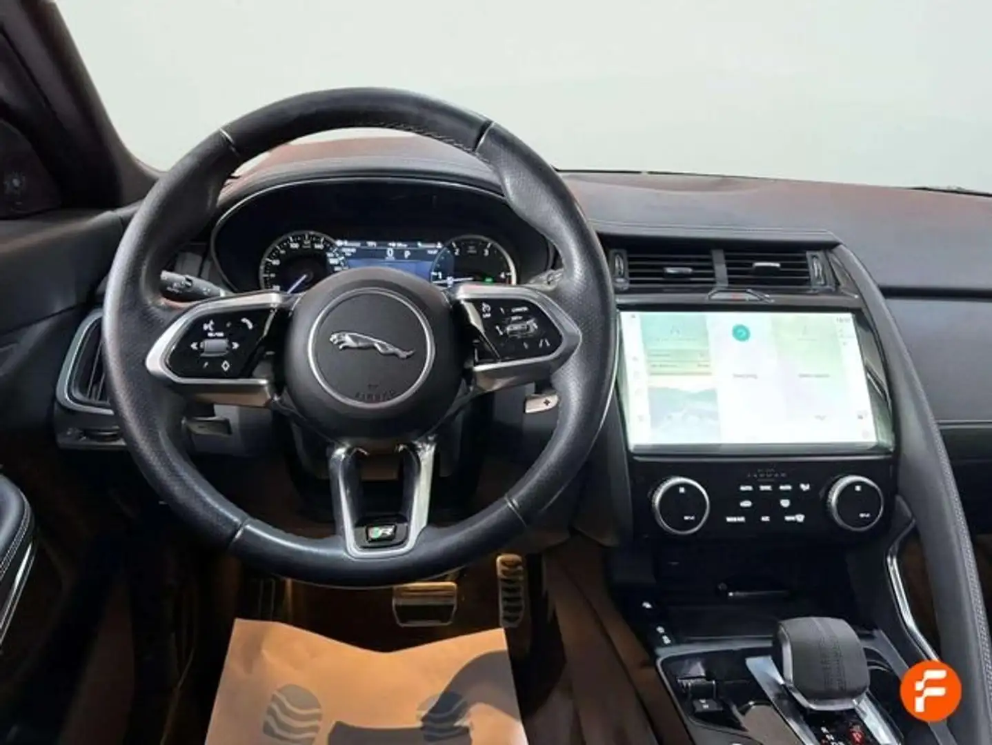 2023 Jaguar E-Pace, 59 848 km, Španielsko — foto 8 z 12
