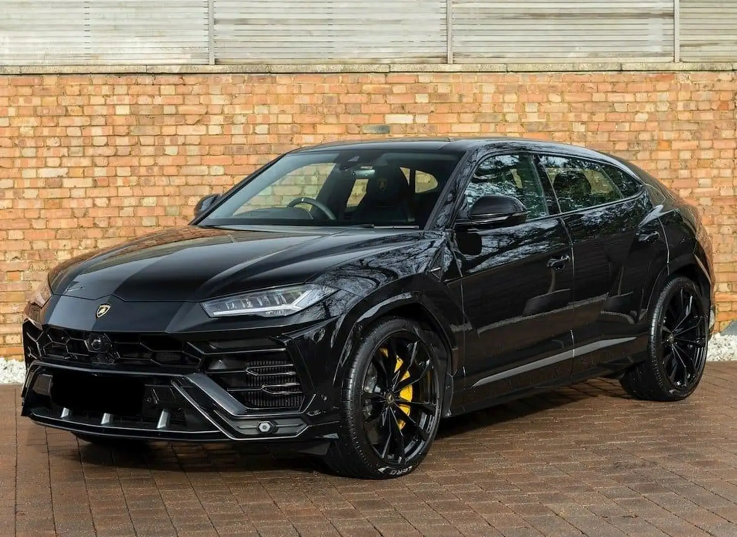 2025 Lamborghini Urus, 3 800 km, Španielsko — foto 1