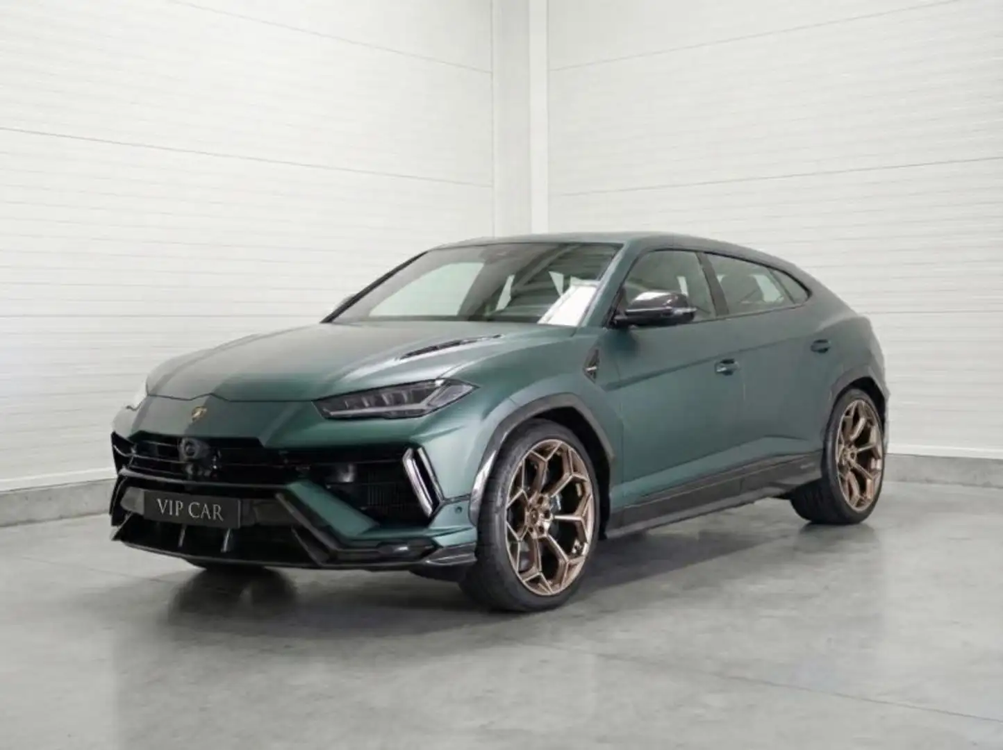 2025 Lamborghini Urus, 100 km, Španielsko — foto 1