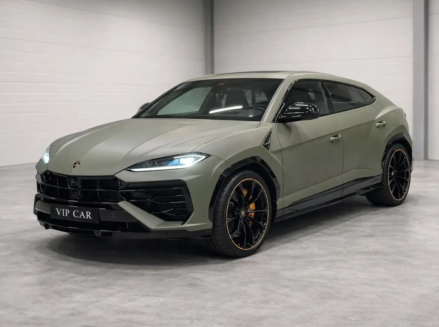 2026 Lamborghini Urus, 200 km, Španielsko — foto 1