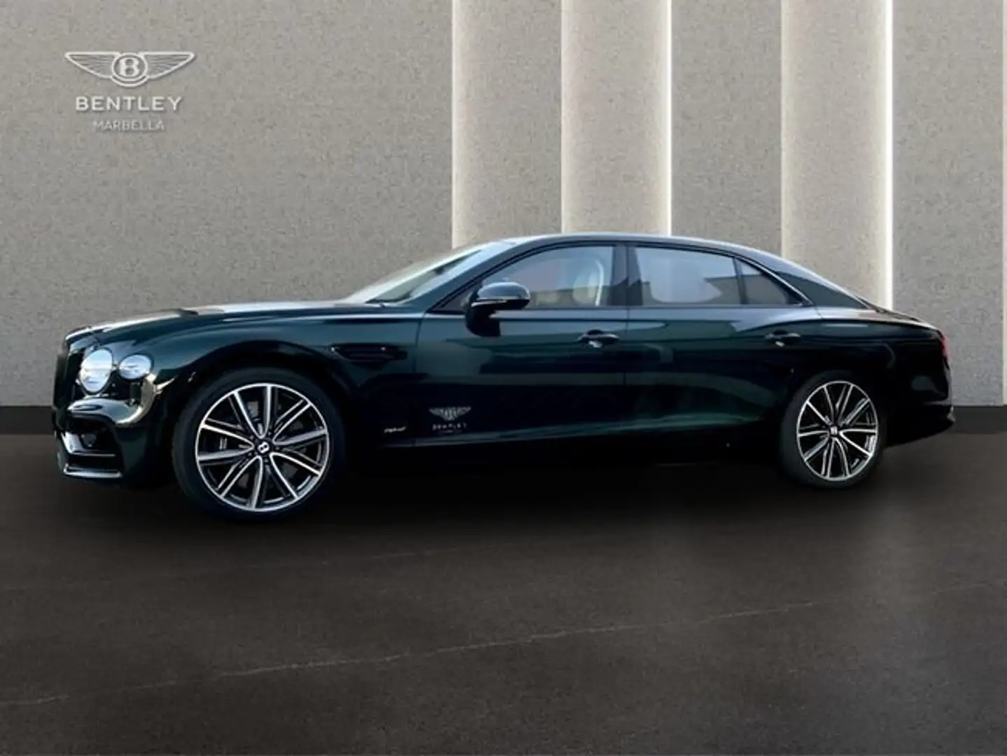 2023 Bentley Flying Spur, 15 198 km, Španielsko — foto 8 z 12