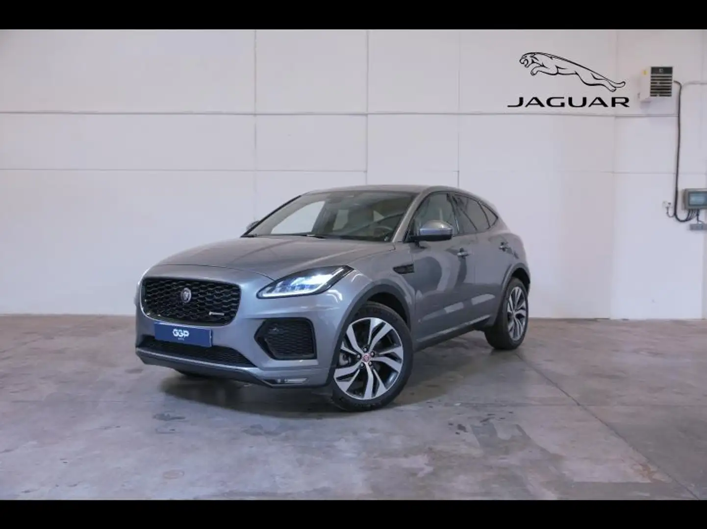 2022 Jaguar E-Pace, 32 000 km, Francúzsko — foto 1 2022 Jaguar E-Pace, 32 000 km, Francúzsko — foto 1