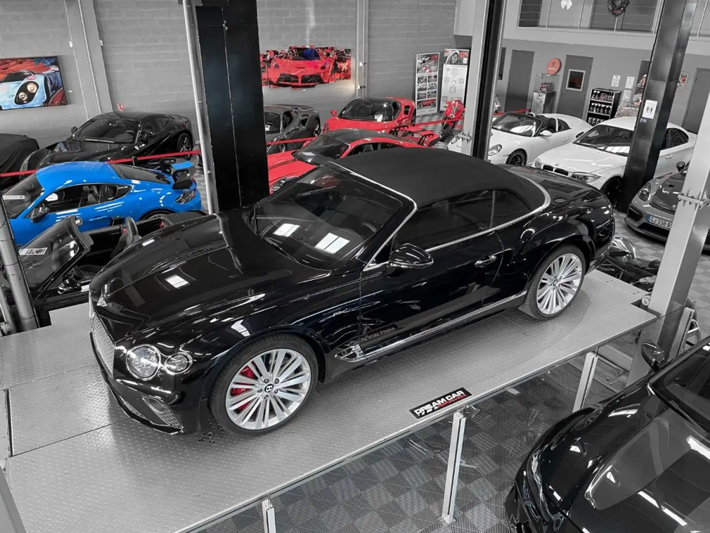 2022 Bentley Continental GTC, 20 200 km, Francúzsko — foto 2 z 12
