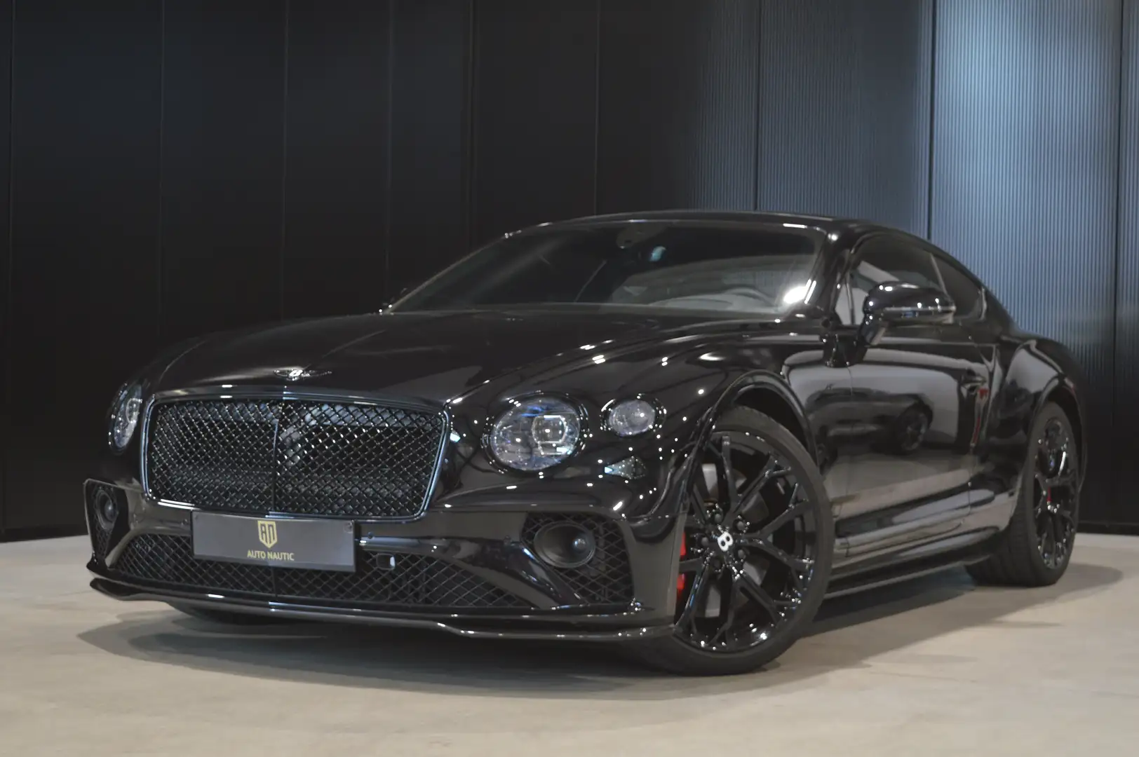 2024 Bentley Continental, 11 000 km, Francúzsko — foto 1