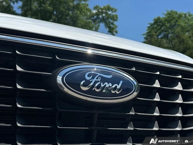 2025 Ford Escape Active, sivá, 53 337 km, dovoz Kanada — foto 14 z 20