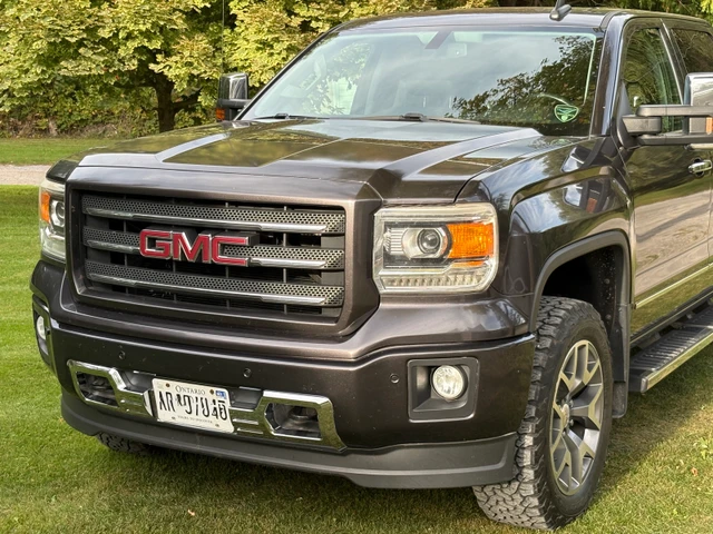 2015 GMC Ck1500 SLT All Terrain, 162 000 km, dovoz Kanada — foto 3 z 5