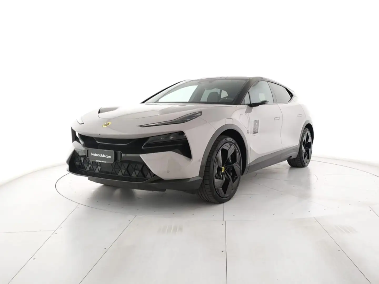 2025 Lotus Eletre, 11 500 km, Taliansko — foto 1