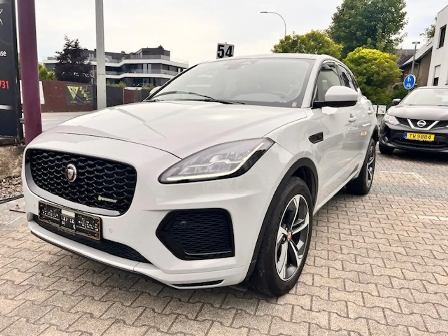 2021 Jaguar E-Pace, čierna, 45 000 km, Luxembursko — foto 1