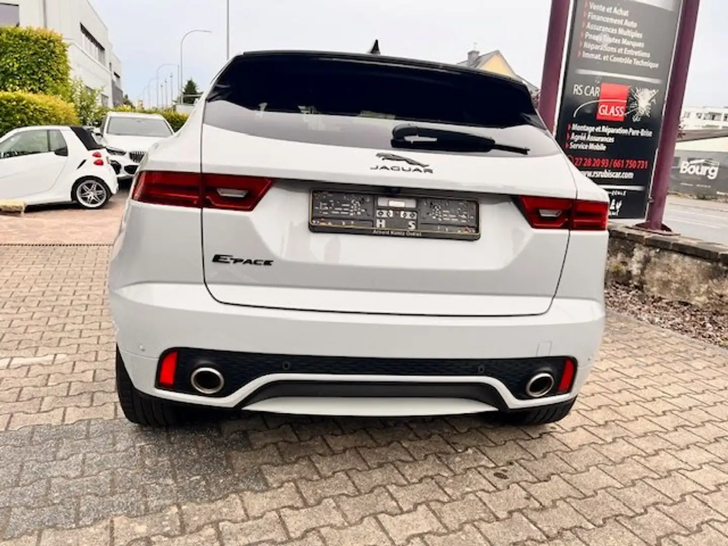 2021 Jaguar E-Pace, čierna, 45 000 km, Luxembursko — foto 7 z 12