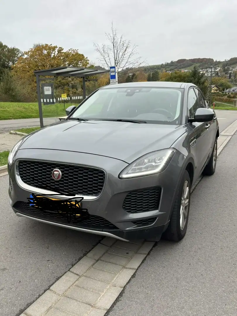 2020 Jaguar E-Pace, 137 365 km, Luxembursko — foto 1