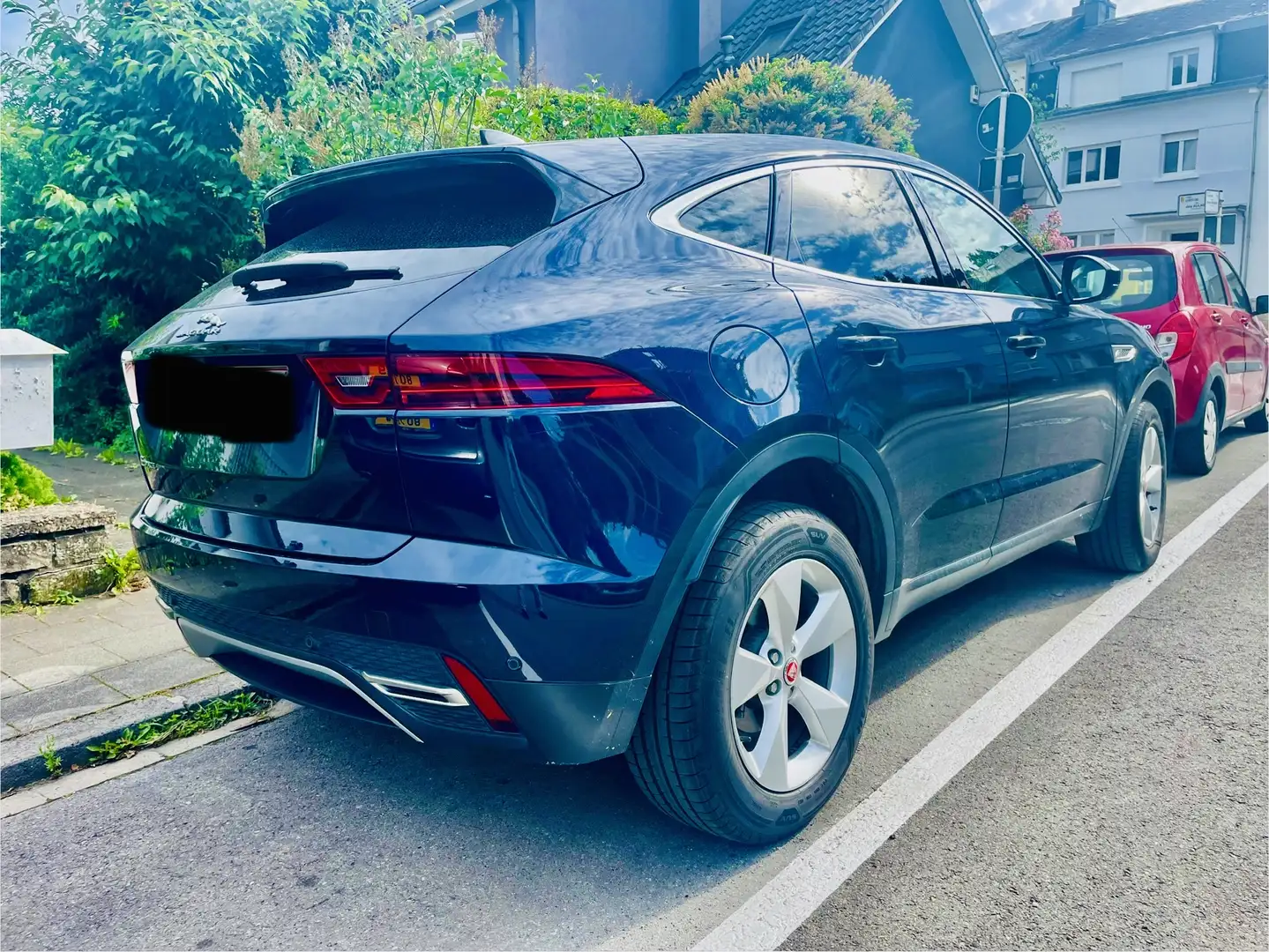 2022 Jaguar E-Pace, 106 000 km, Luxembursko — foto 1
