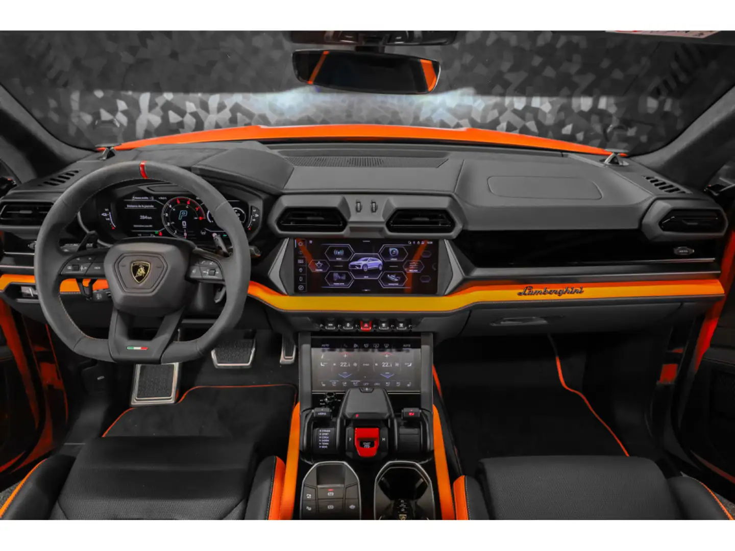 2025 Lamborghini Urus, oranžová, 16 990 km, Luxembursko — foto 11 z 12