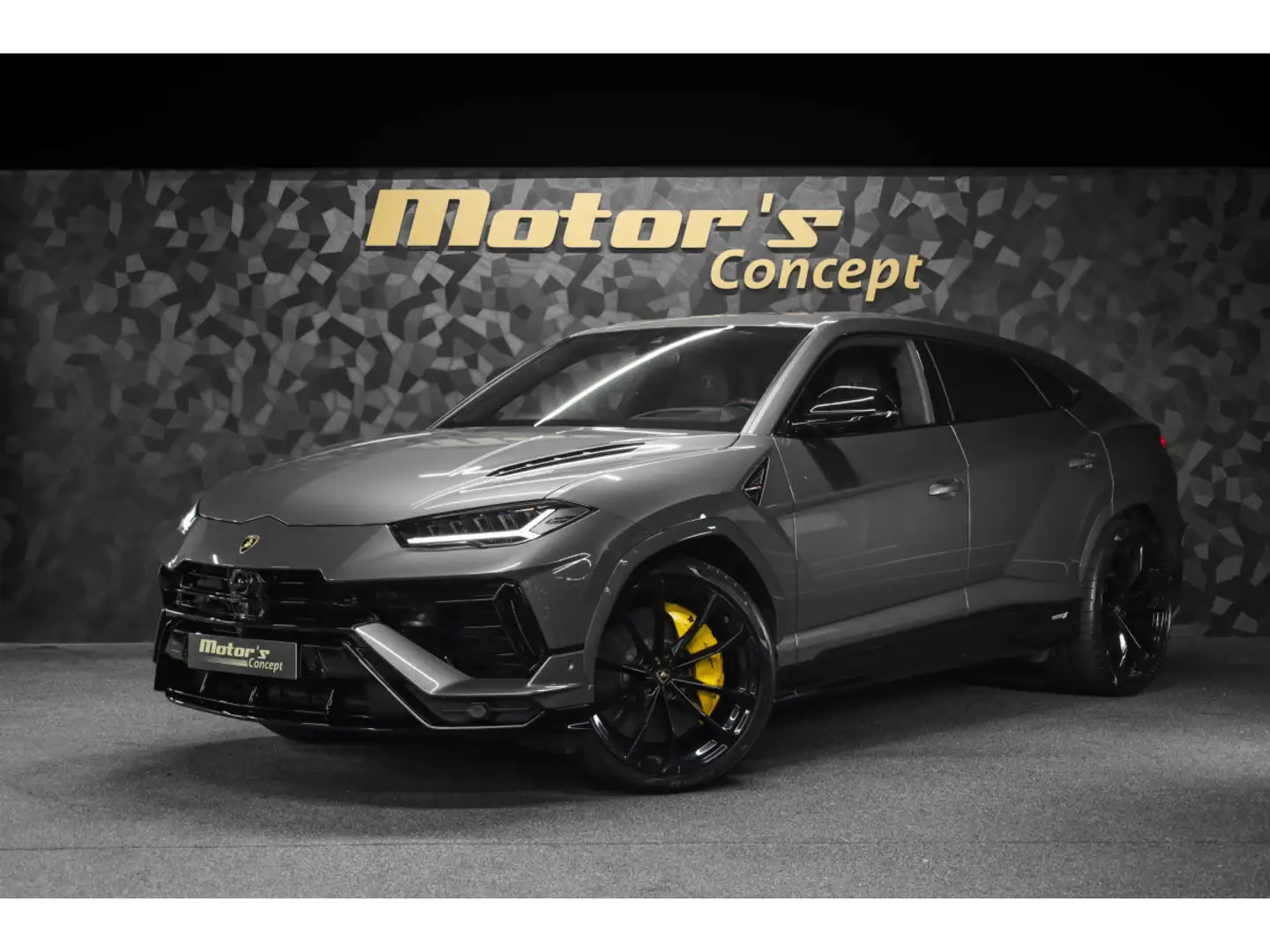 2023 Lamborghini Urus, 56 990 km, Luxembursko — foto 1