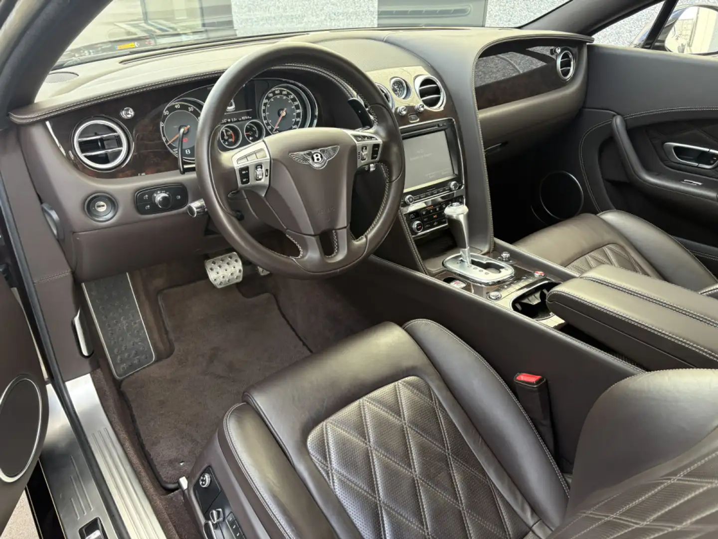 2013 Bentley Continental GT, 163 900 km, Luxembursko — foto 8 z 12