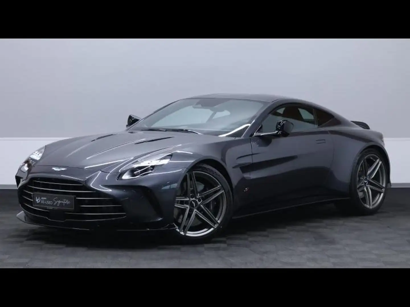 2026 Aston Martin Vantage, sivá, 1 630 km, Luxembursko — foto 1