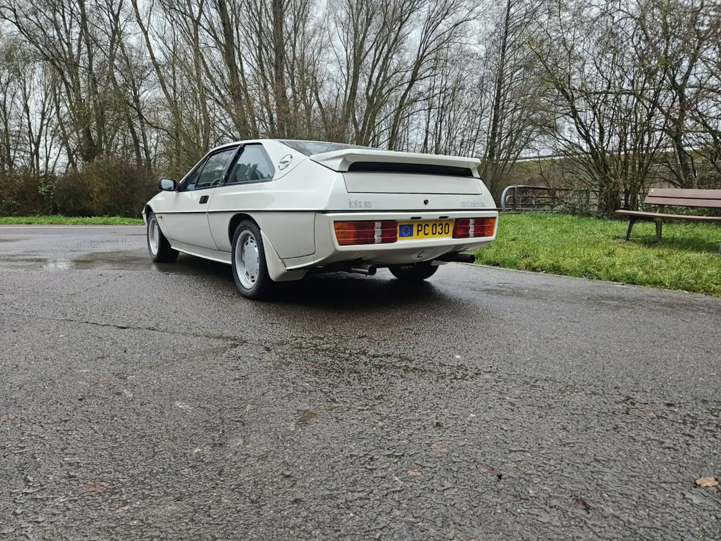 1987 Lotus Excel, 66 119 km, Luxembursko — foto 3 z 12