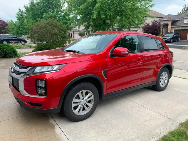 2020 Mitsubishi Rvr, 43 000 km, dovoz Kanada — foto 1