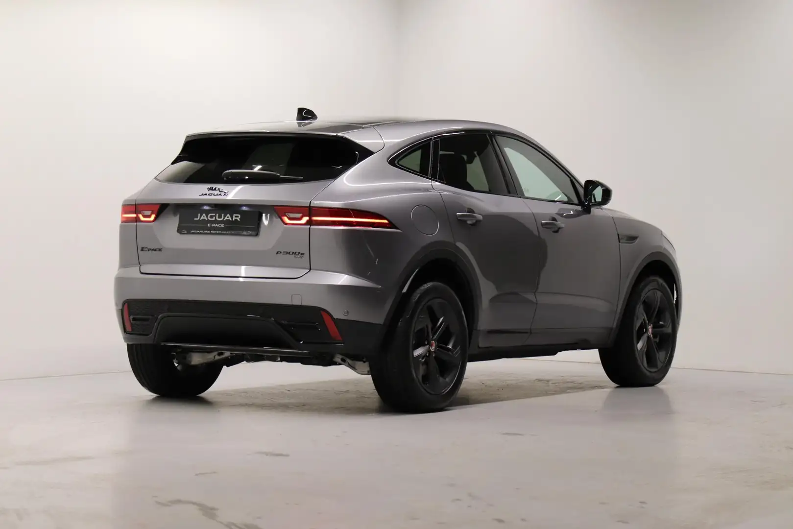 2024 Jaguar E-Pace, čierna, 37 712 km, Holandsko — foto 5 z 12
