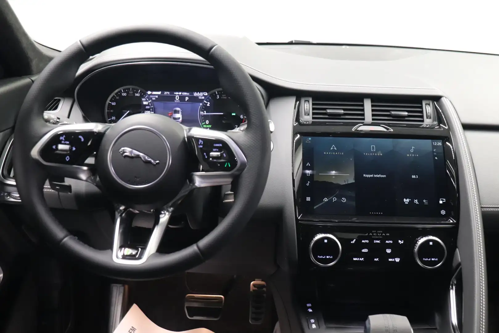 2024 Jaguar E-Pace, čierna, 37 712 km, Holandsko — foto 9 z 12