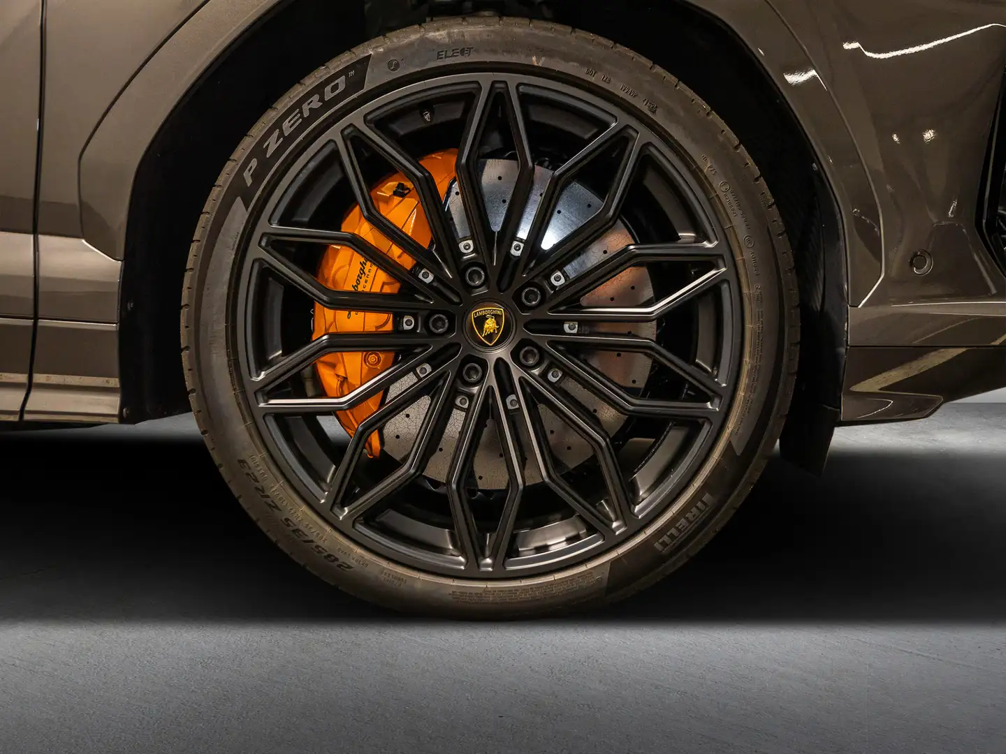2025 Lamborghini Urus, 21 000 km, Holandsko — foto 9 z 12