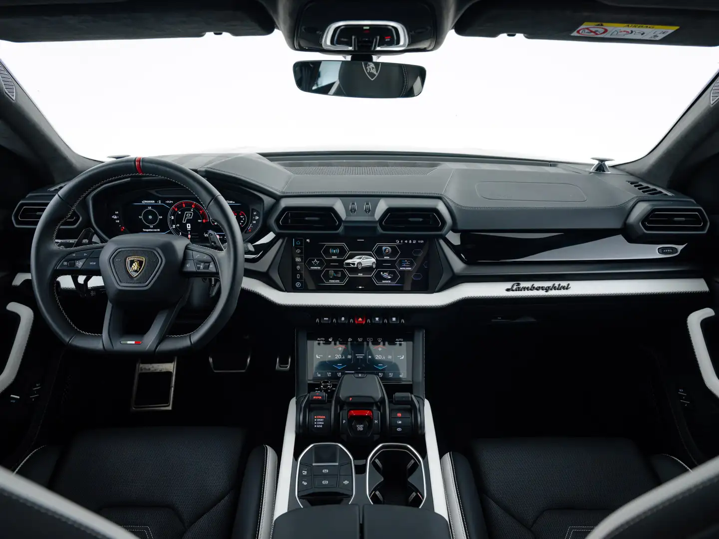 2025 Lamborghini Urus, 27 250 km, Holandsko — foto 7 z 12