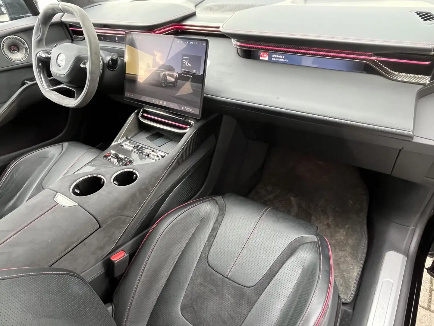 2024 Lotus Eletre, 49 083 km, Holandsko — foto 2 z 12