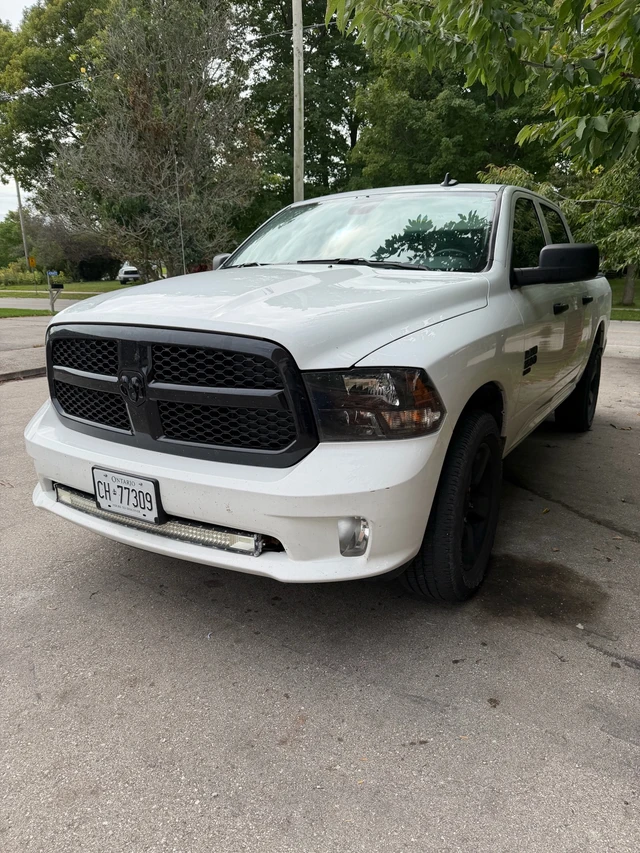 2023 Dodge Ram, 67 000 km, dovoz Kanada — foto 1 2023 Dodge Ram, 67 000 km, dovoz Kanada — foto 1