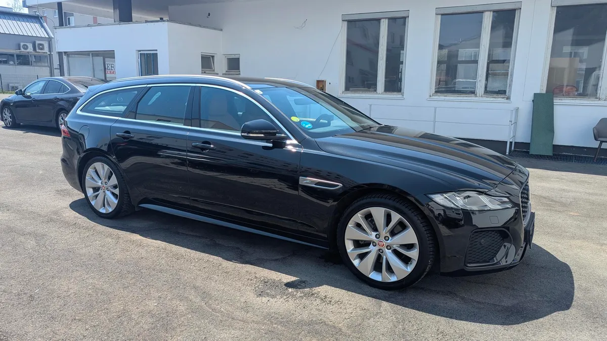 2024 Jaguar XF, 33 600 km, Rakúsko — foto 1