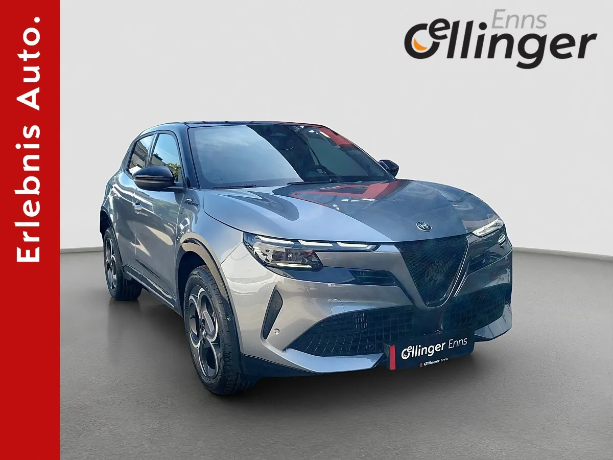 2026 Alfa Romeo Junior, 0 km, Rakousko — foto 1