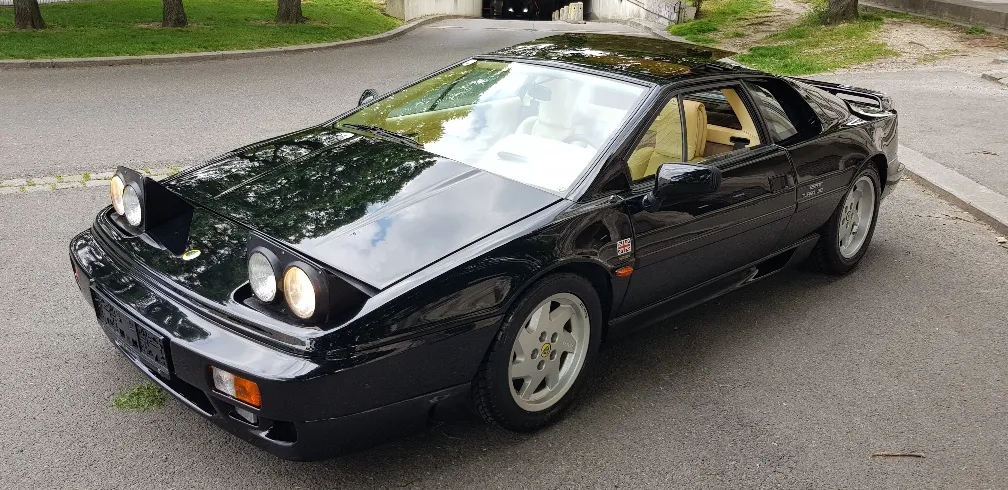 1990 Lotus Esprit, 80 640 km, Rakúsko — foto 1