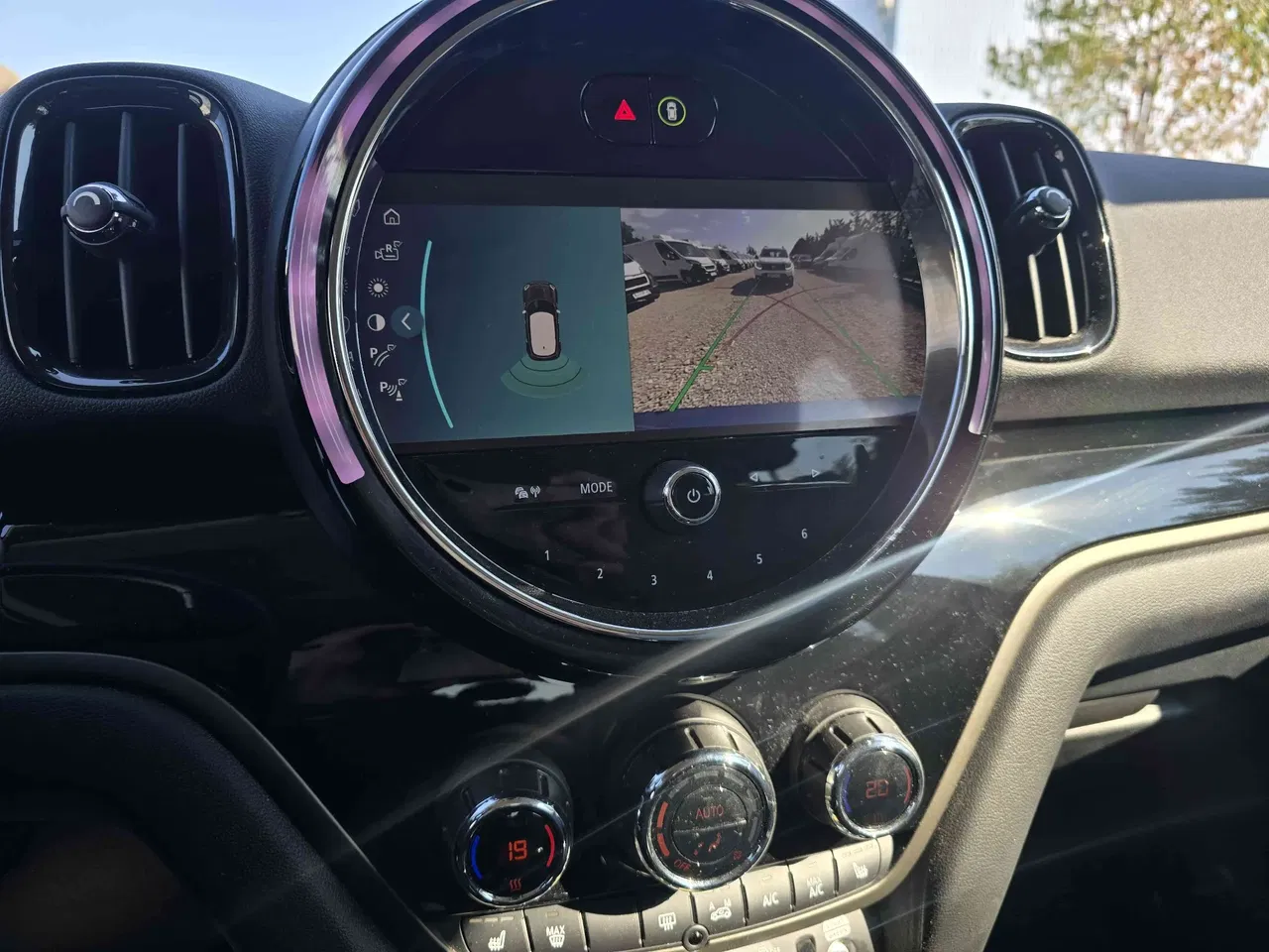 2022 MINI Cooper, 43 914 km, Rumunsko — foto 10 z 14