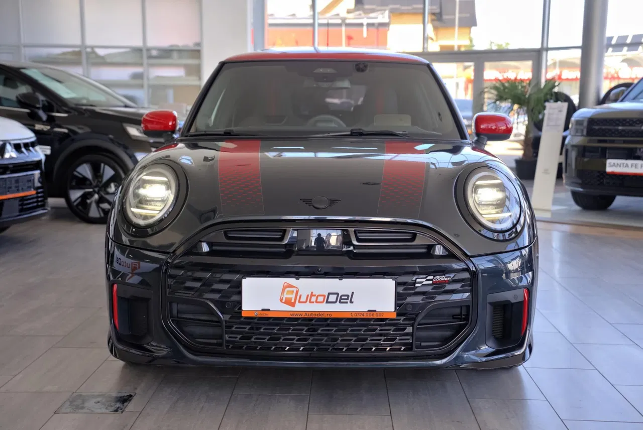 2025 MINI Cooper, 12 200 km, Rumunsko — foto 2 z 26