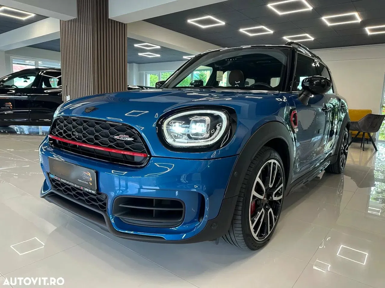 2022 MINI John Cooper Works, 73 000 km, Rumunsko — foto 1