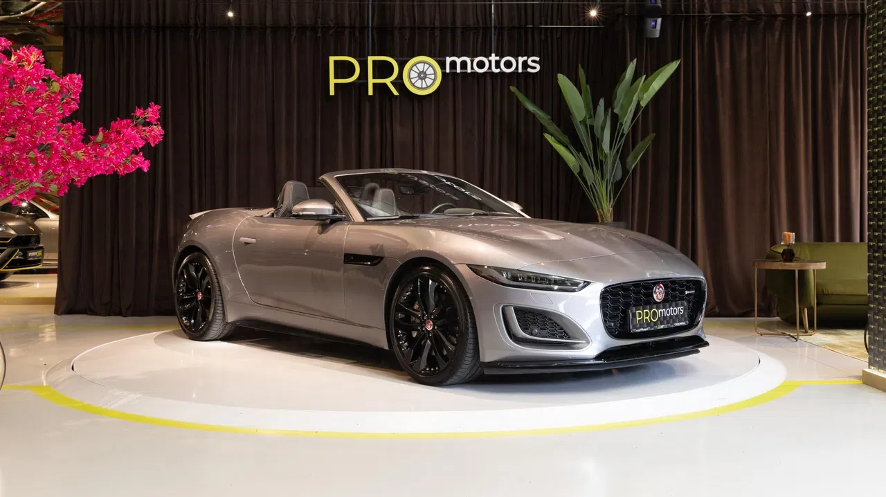 2023 Jaguar F-Type, 9 800 km, Rumunsko — foto 1