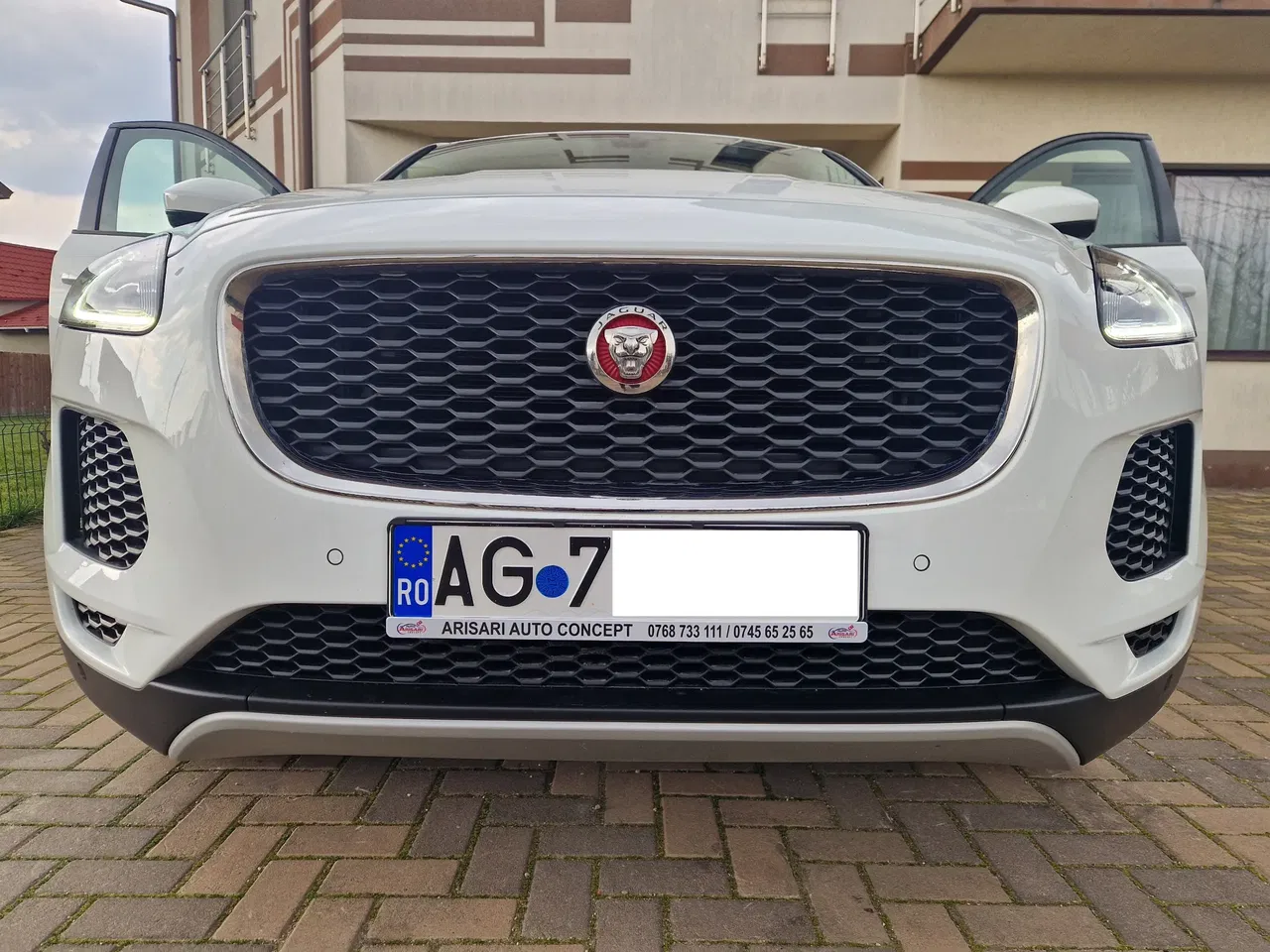 2021 Jaguar E-Pace, 72 000 km, Rumunsko — foto 1 2021 Jaguar E-Pace, 72 000 km, Rumunsko — foto 1