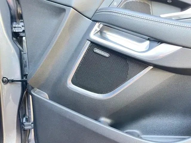 2022 Jaguar E-Pace, čierna, 42 351 km, Rumunsko — foto 12 z 36