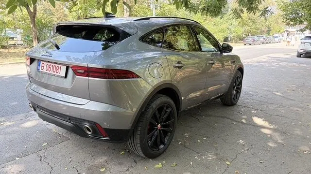 2022 Jaguar E-Pace, čierna, 42 351 km, Rumunsko — foto 8 z 36