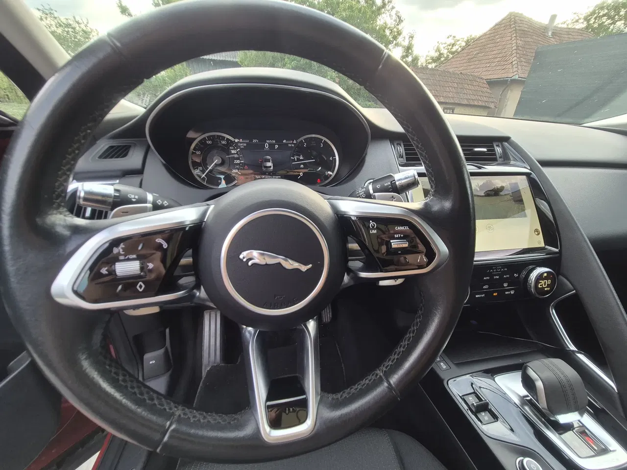 2021 Jaguar E-Pace, 154 000 km, Rumunsko — foto 7 z 10