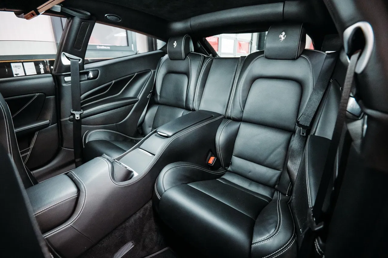 2015 Ferrari FF, 52 000 km, Rumunsko — foto 4 z 20