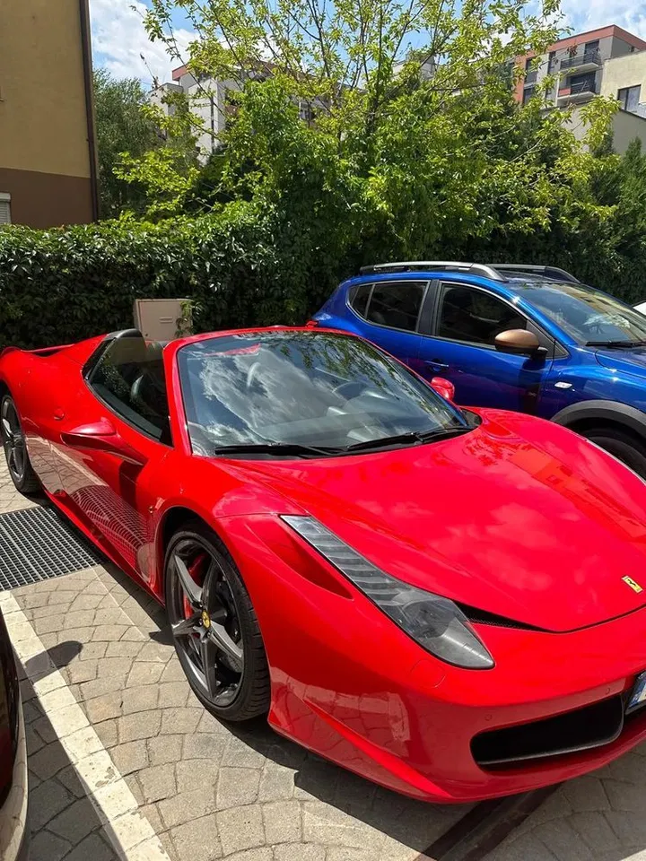 2014 Ferrari 458, 99 000 km, Rumunsko — foto 1