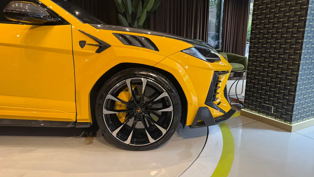 2024 Lamborghini URUS, 12 900 km, Rumunsko — foto 4 z 40