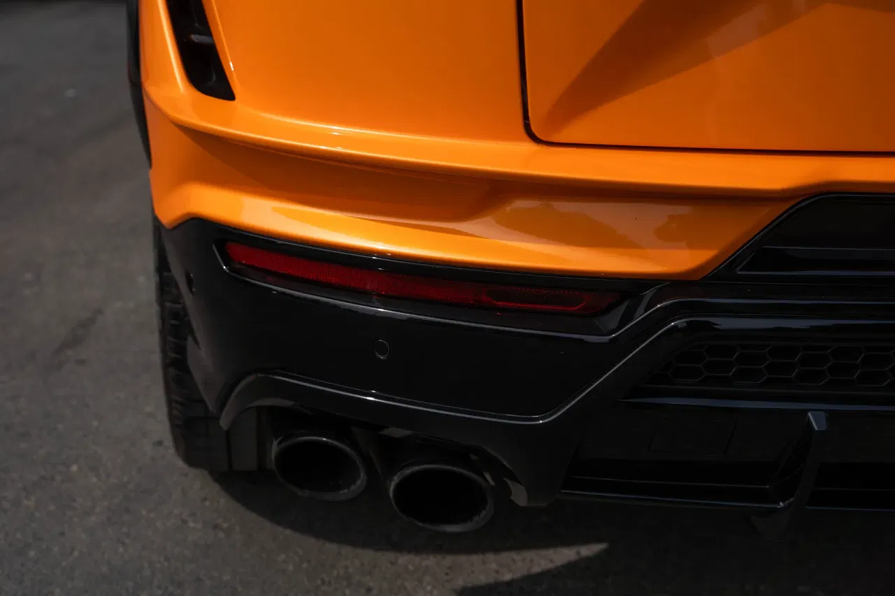 2025 Lamborghini URUS, 4 000 km, Rumunsko — foto 7 z 37