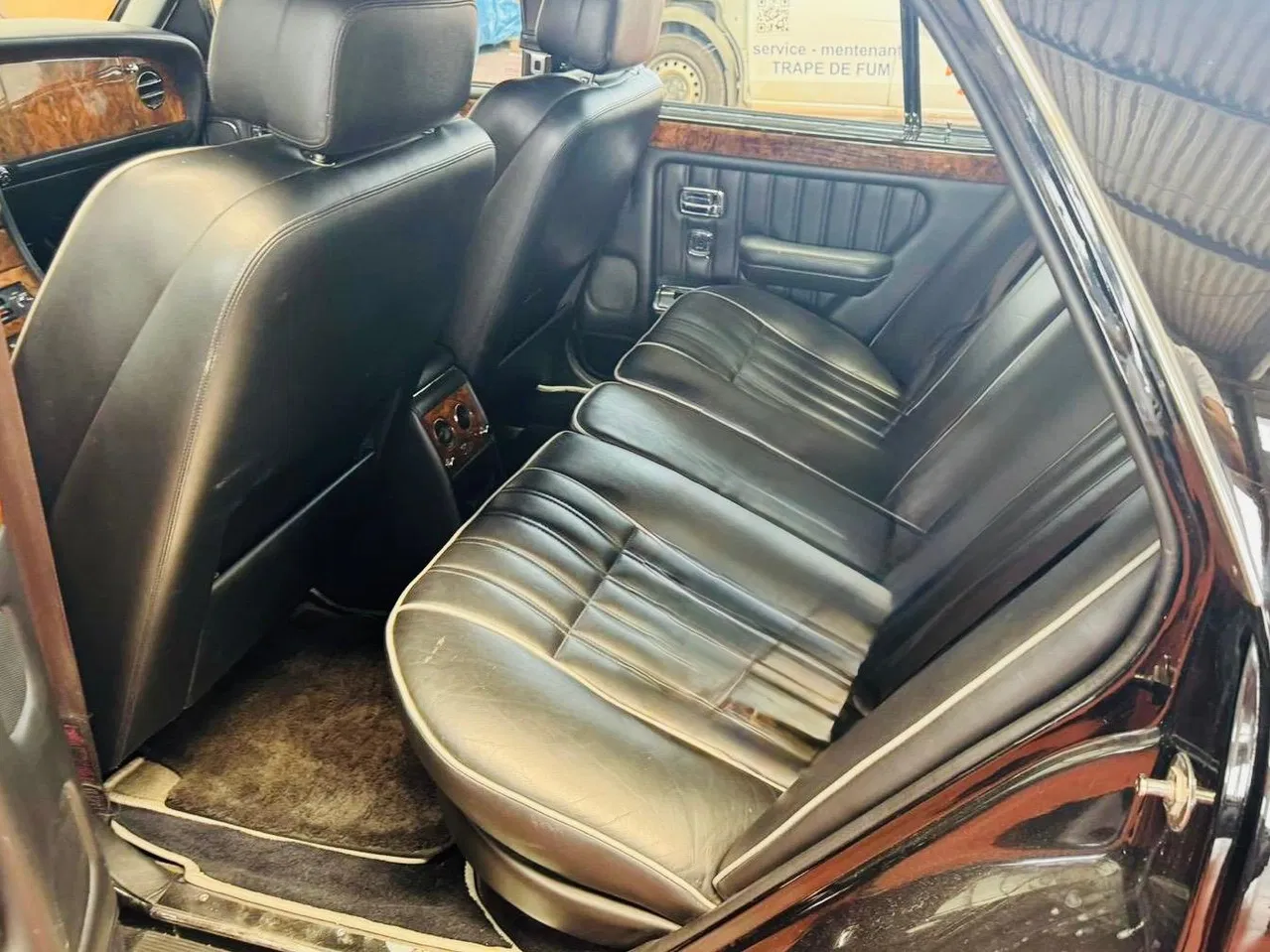 1998 Bentley Brooklands, 100 000 km, Rumunsko — foto 7 z 12