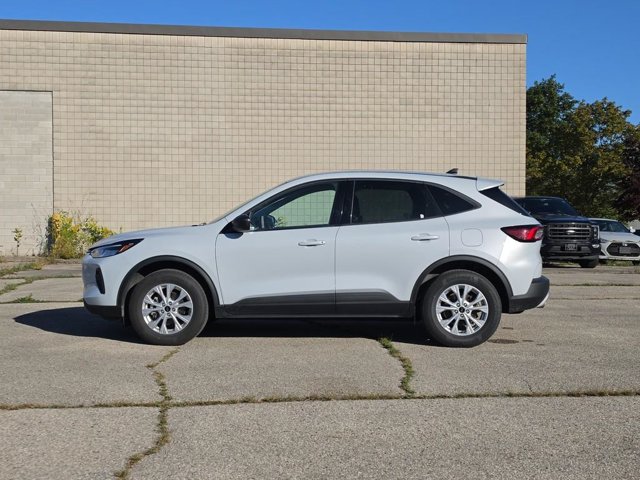 2025 Ford Escape Active, biela, 55 222 km, dovoz Kanada — foto 4 z 6