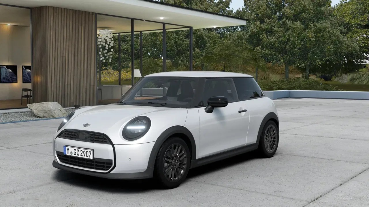 2026 MINI Cooper, 5 km, Poľsko — foto 1