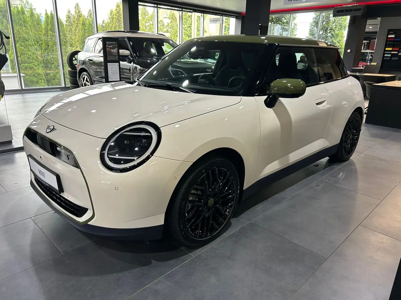 2026 MINI Inny, 5 km, Poľsko — foto 1