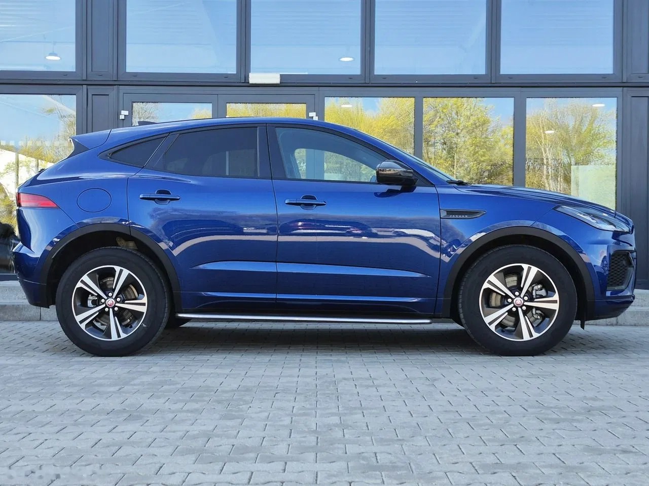 2022 Jaguar E-Pace, 19 910 km, Poľsko — foto 5 z 39