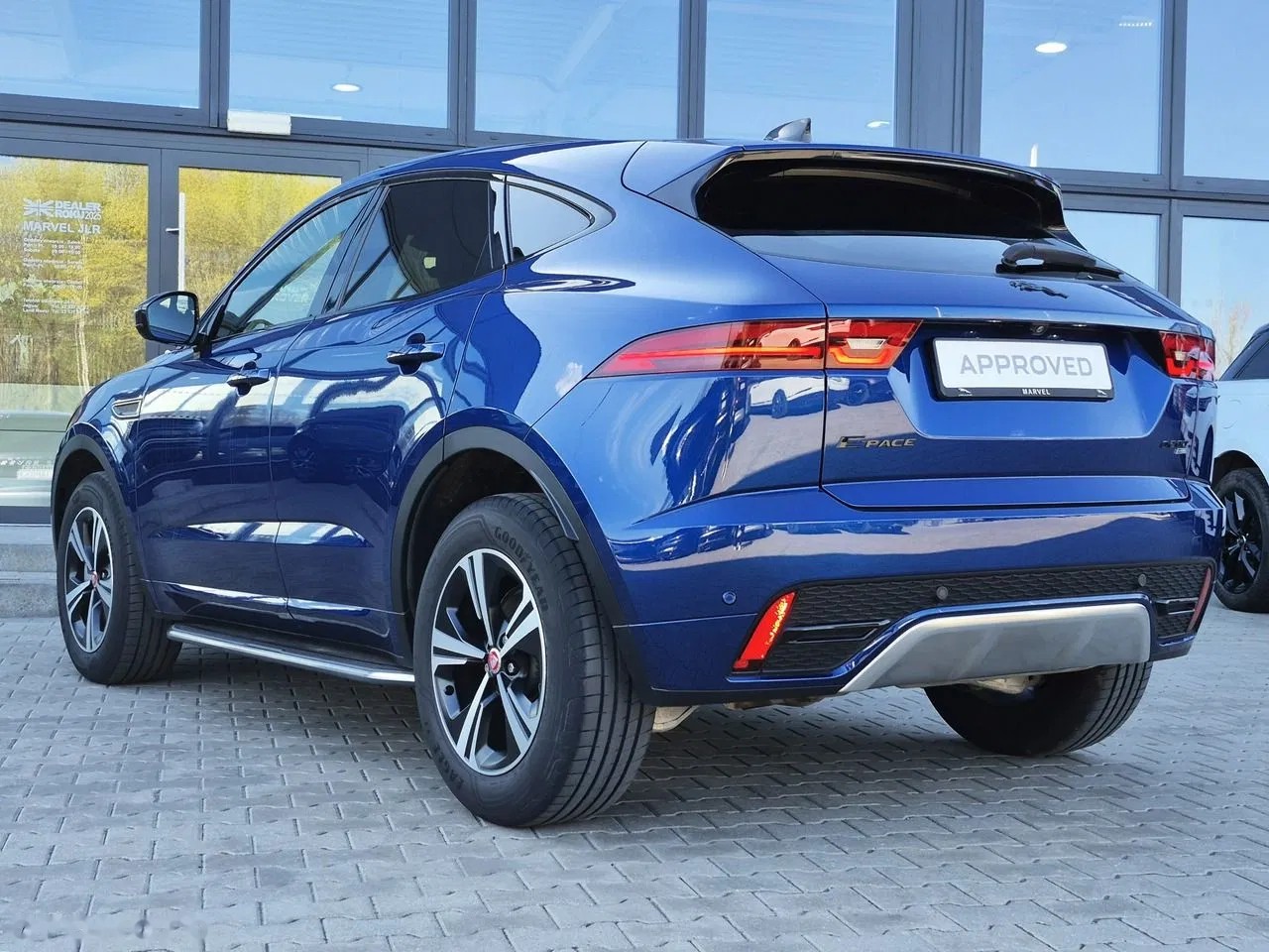 2022 Jaguar E-Pace, 19 910 km, Poľsko — foto 8 z 39