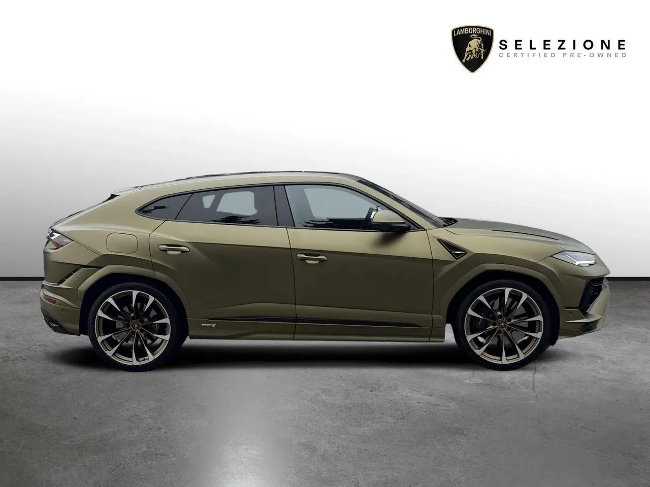 2023 Lamborghini Urus, 38 741 km, Poľsko — foto 1