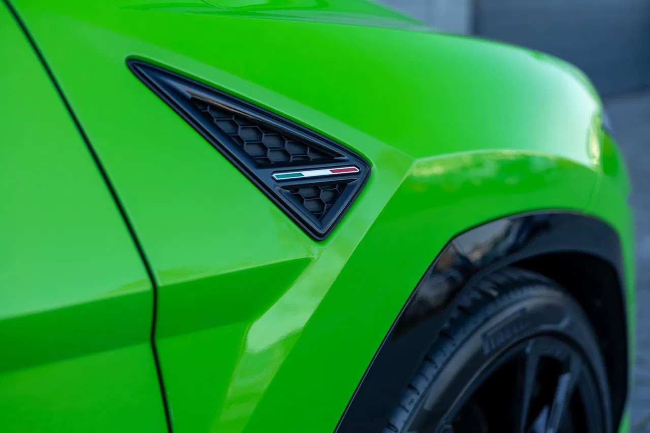 2022 Lamborghini Urus, 25 000 km, Poľsko — foto 12 z 32